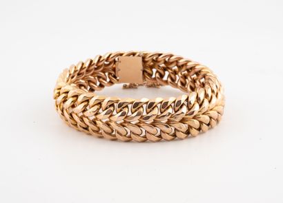 Bracelet en or rose (750) à maille gourmette...