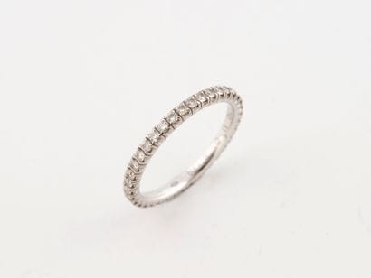 CARTIER,
Alliance américaine en or gris (750)...