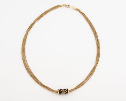 Collier en or jaune (750)à maille palmier...