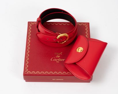CARTIER Paris, Must
Belt plus removable pouch...