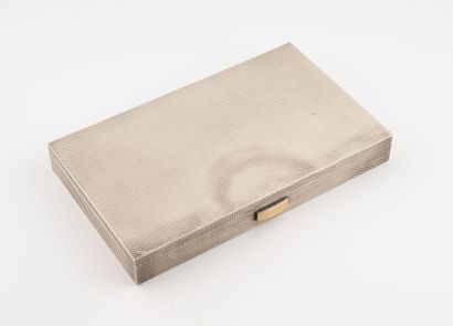 André COL
Minaudière en argent (800)à décor...