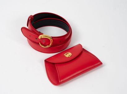 CARTIER Paris, Must
Belt plus removable pouch...