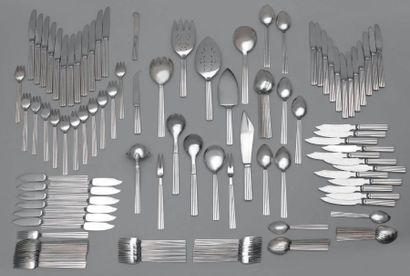 Georg JENSEN, DANEMARK
Ménagère en argent,...