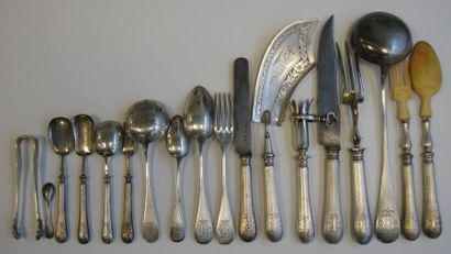 E.BUNET
Partie de ménagère en argent, modèle...