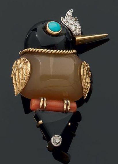 CARTIER Paris
Amusant clip de revers en or...