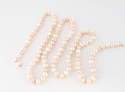 Sautoir en perles de culture blanches et...
