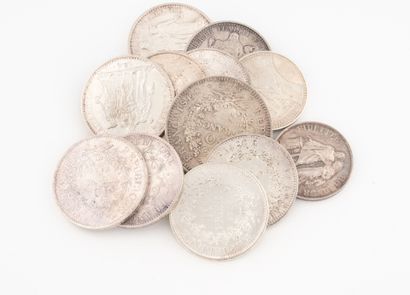 FRANCE
Lot of 10 silver coins including :
-...