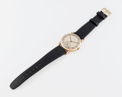 CYMA
Men's wristwatch. 
Case in yellow gold...