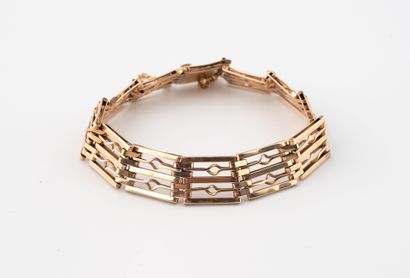 Bracelet en or jaune (585) à maille fantaisie.
Fermoir...