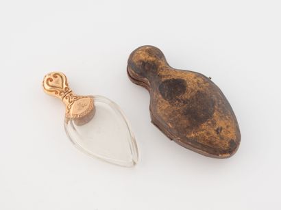 Flacon à parfum en verre et or rose (585)...