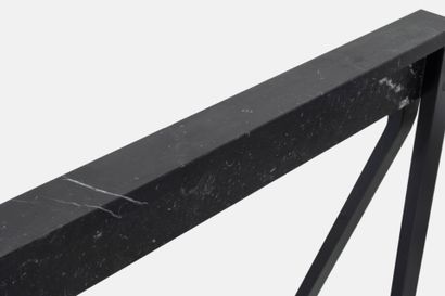 Victoria WILMOTTE (1985)
Table de travail,...