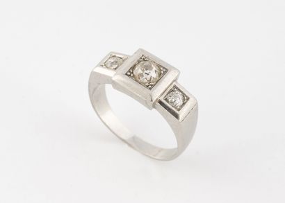 Platinum (800) ring with three stepped square...