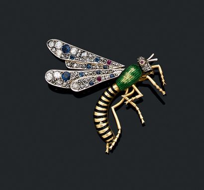Broche libellule en or jaune (750) et platine...