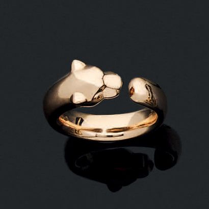 CARTIER Paris
Belle bague Panthère en or...