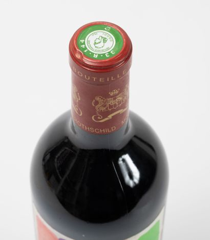 CHÂTEAU MOUTON ROTHSCHILD
1 bouteille, 2001.
GCC1...