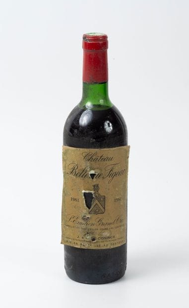 CHÂTEAU BELLEVUE FIGEAC
1 bouteille, 1981.
Saint-Emilion.
Niveau...