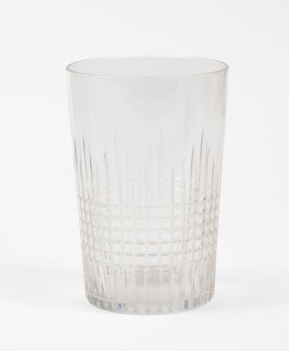 BACCARAT
Suite de 6 verres en cristal.
Signés...