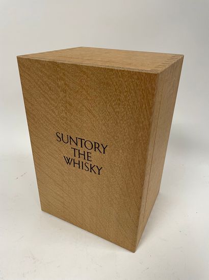 SUNTORY THE WHISKY
1 bouteille.
Flacon en...