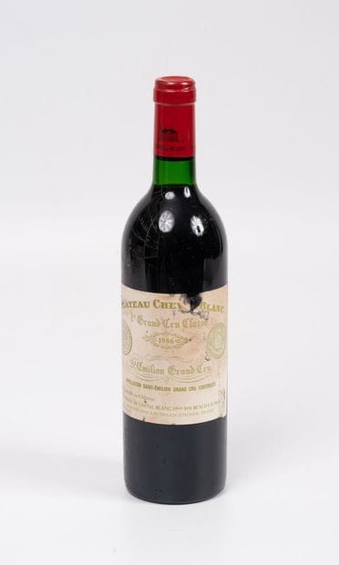 CHÂTEAU CHEVAL BLANC
Une bouteille, 1986.
GCC1...