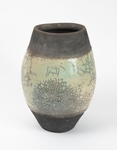 Éric ASTOUL (1954)
Vase.
Stoneware, partly...