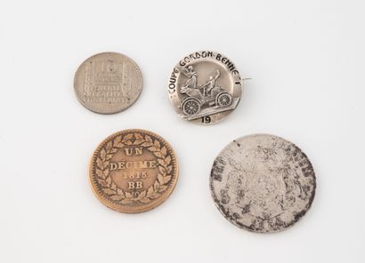 Lot de 3 monnaies comprenant une pièce de...