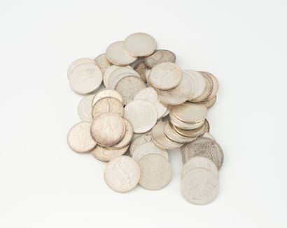 FRANCE
Lot de pièce en argent diverses.
Poids...