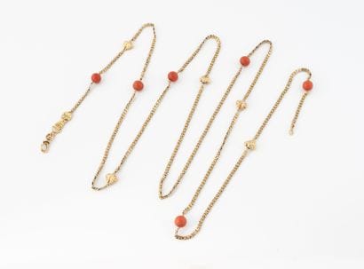 Long sautoir in yellow gold (750) with fancy...