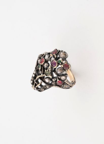 Yellow gold (750) and silver (min.800) ring...