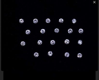 Lot of 19 diamonds on paper.
Total weight:...