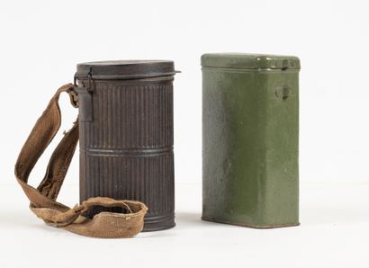 FRANCE
French M2 gas mask and canvas carrying...