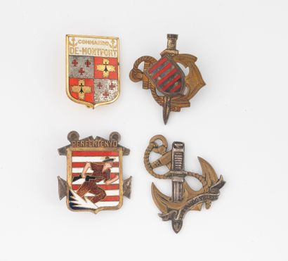Four Commando Marine badges: Commando de...