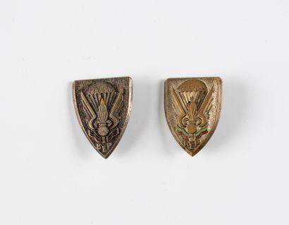 Two badges: 1 BEP (D. Ber) and 1st REP (...
