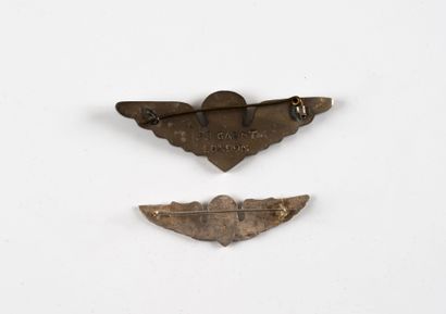 Two Para FFL patents: A C.L.I in cast metal...