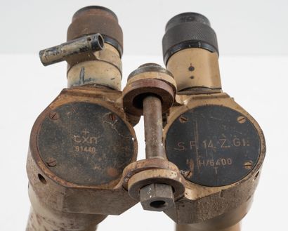 ALLEMAGNE
Paire de binoculaires allemands...