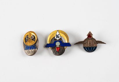 Three badges: 25th Airborne Division (smf),...