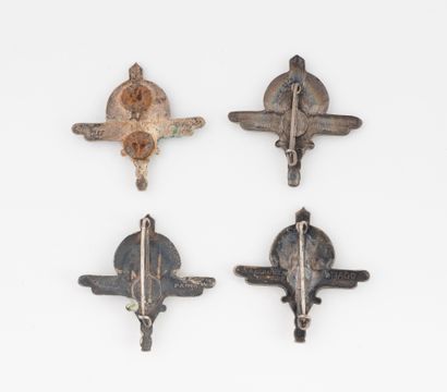 Quatre insignes :191e SEP, 191e groupement,191e...