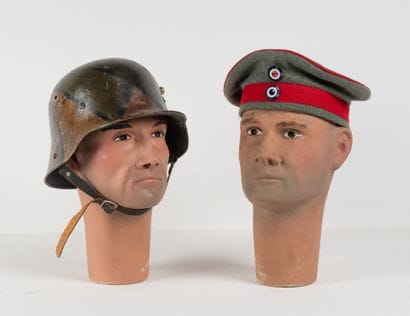 ALLEMAGNE
Lot comprising a 1916 model helmet...