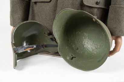 ALLEMAGNE
German soldier's uniform circa...