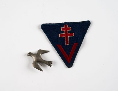 FRANCE
Patch triangulaire en tissu brodé...