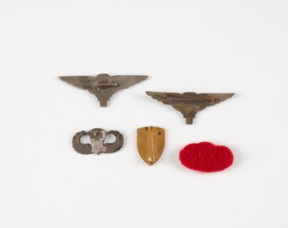 Four metal badges: 2 2nd RCP beret badges...