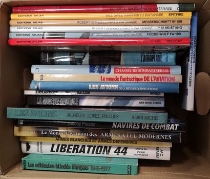 MILITARIA
Documentation sur les avions (Spitfire,...