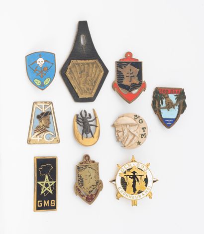 Dix insignes : 3e et 4e GTM, GM8, CEF, 405...