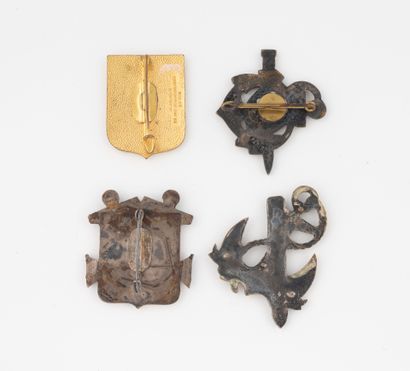 Four Commando Marine badges: Commando de...