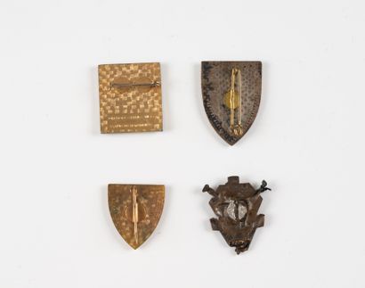 4 badges: B.I.F.M. Bataillon d'Intervention...