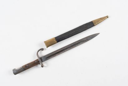 ALLEMAGNE
German bayonet. Handle with riveted...