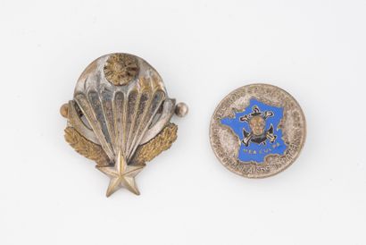 Two badges: Groupement de commandos mixtes...