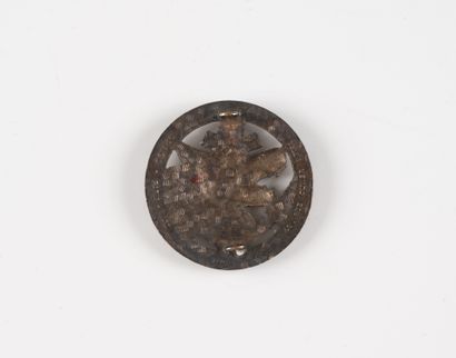 A badge: Commando no. 30 Robert (D.O.M).