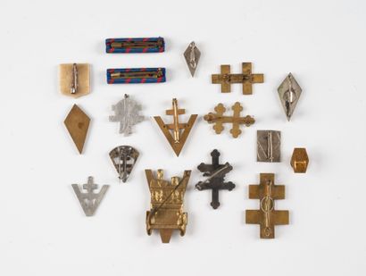 15 badges and 2 decoration reminder bars:...