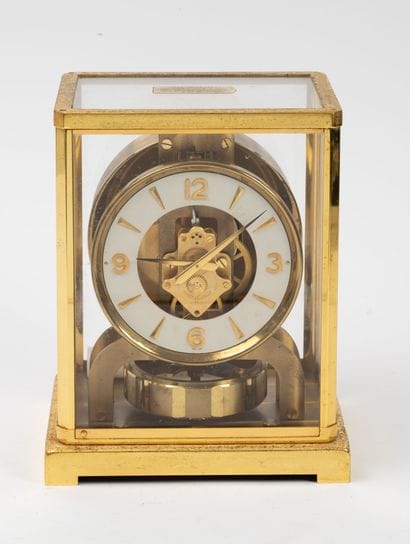JAEGER-LECOULTRE
Atmos
Gilt brass cage clock....
