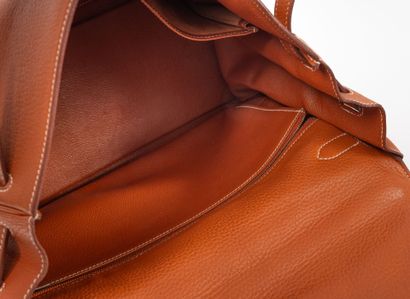 HERMES, Paris
Sac Kelly retourné 35 cm en...